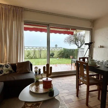 Jardin Sur Baie, Vue Appartement *